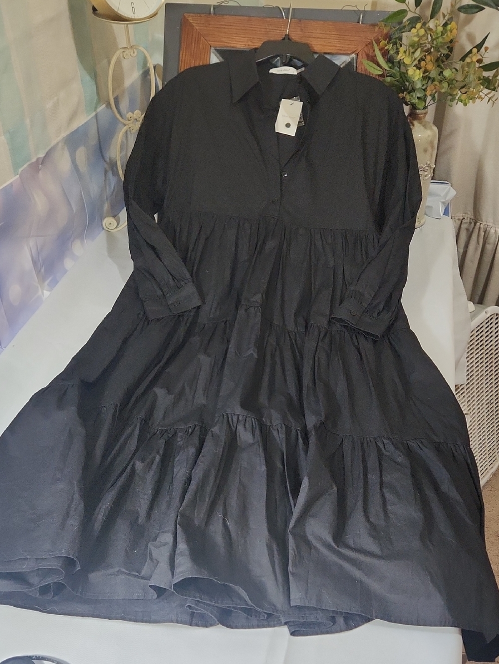 Women's Black Long Sleeve Tiered Shirt Dress